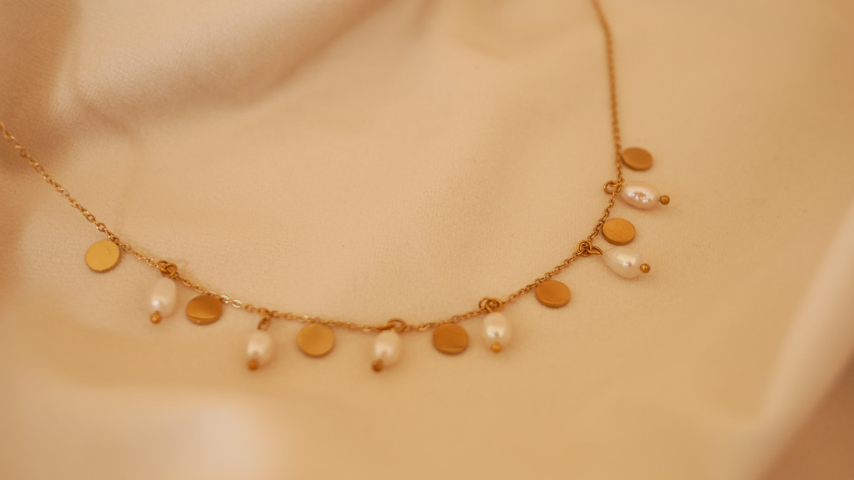 Collier Eline