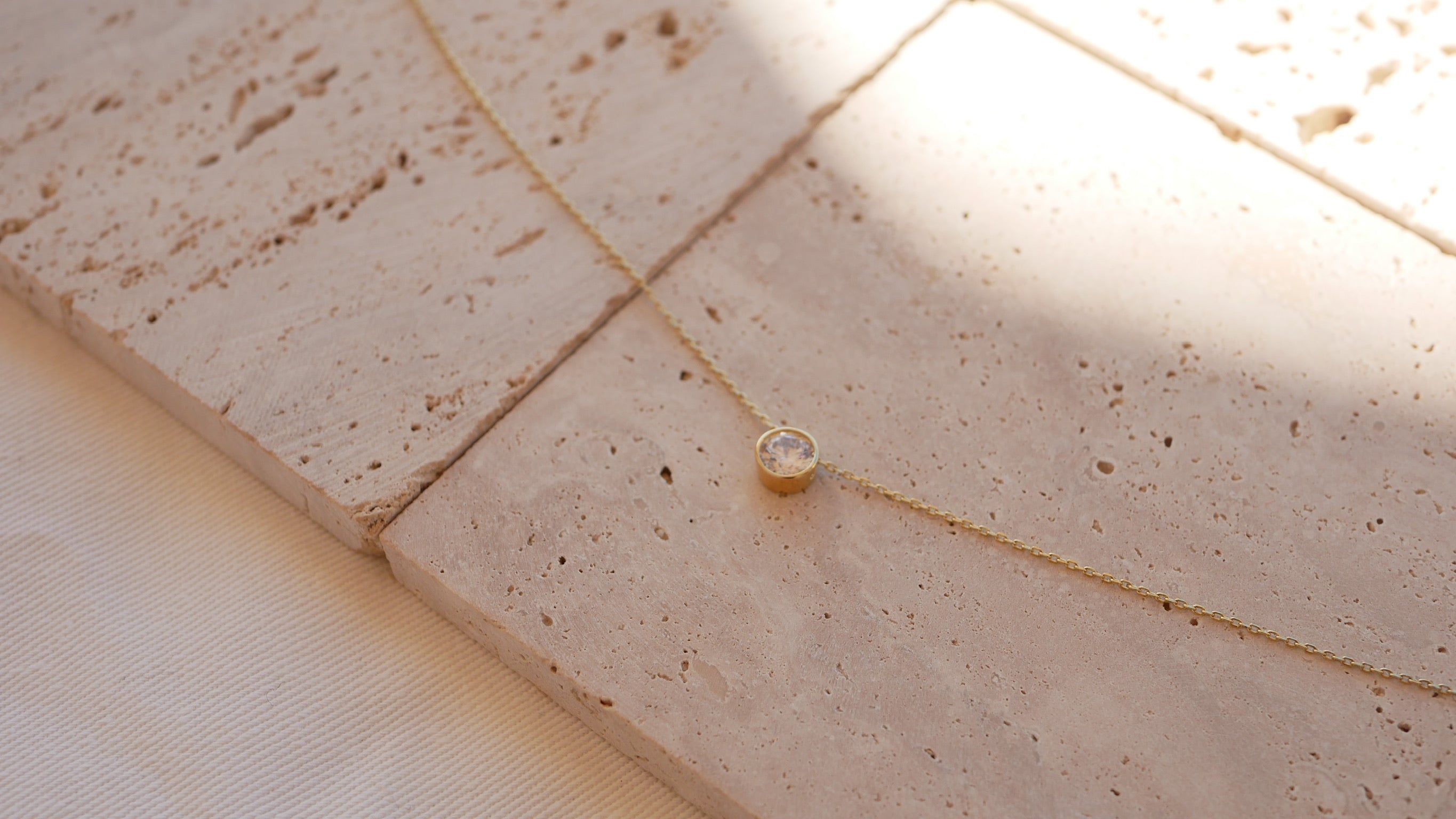 Collier Alba