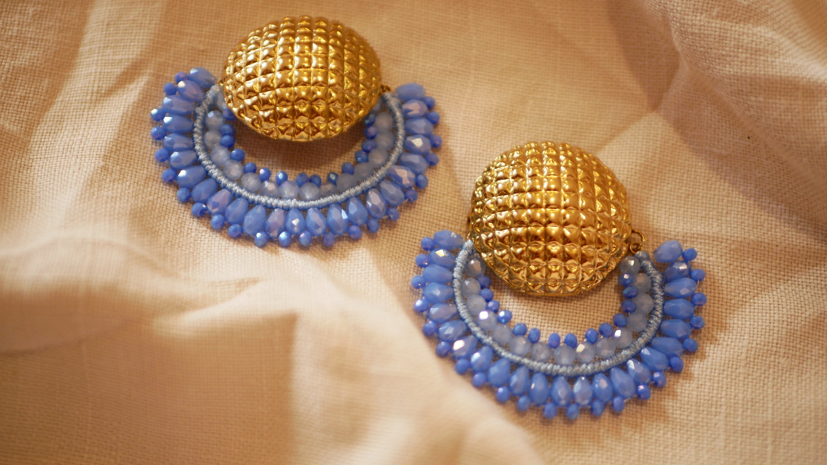bijou_bouclesd_oreillessaraacierinoxydableoliveconceptstore3_627.jpg