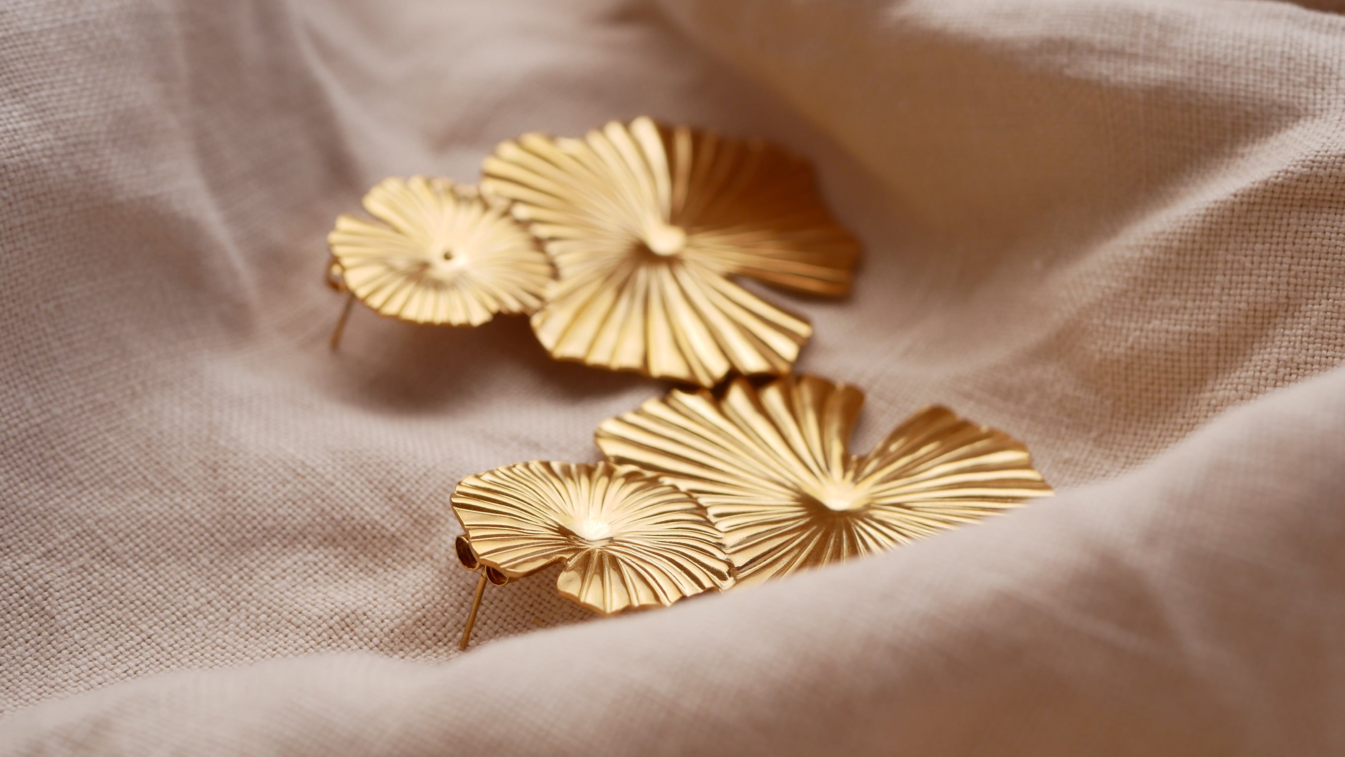bijoubouclesd_oreillesoliviaacierinoxydableoliveconceptstore3_63.jpg
