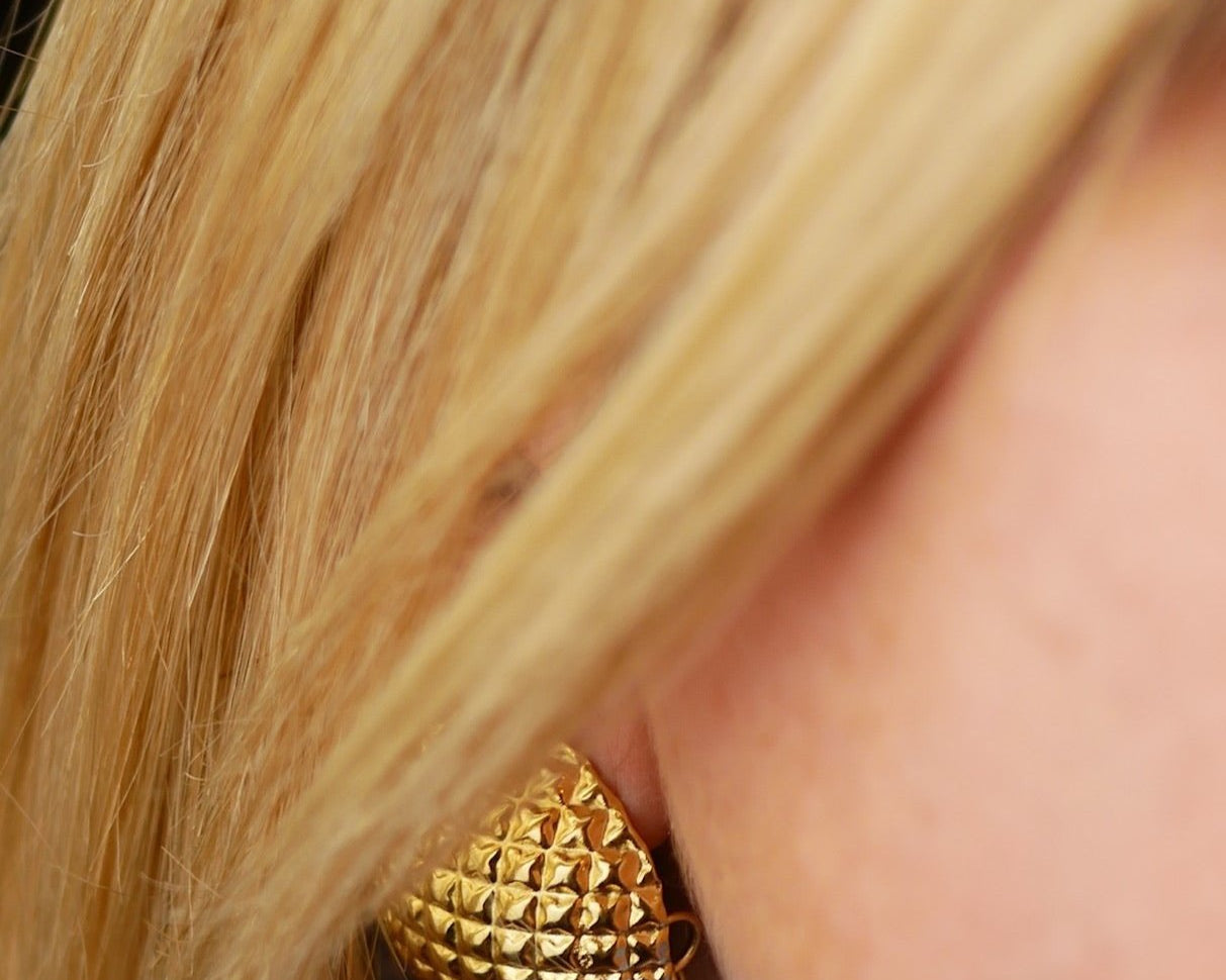bijoubouclesd_oreillessaraacierinoxydableoliveconceptstore3_650.jpg
